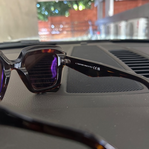 NEW - Tom Ford Sunglasses - Picture 5 of 5